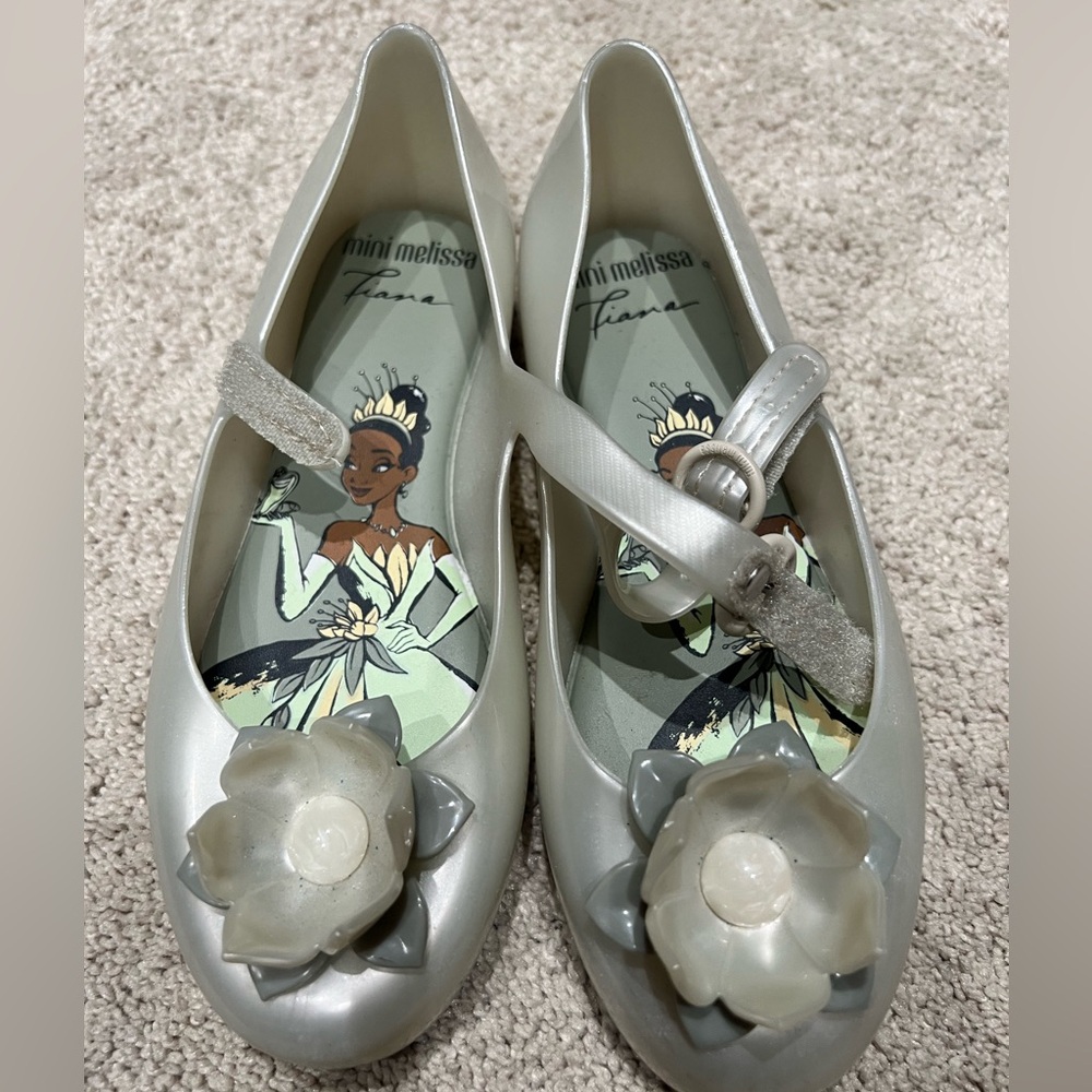 Mini Melissa Tiana shoes girls size US Size 12. Gently worn.